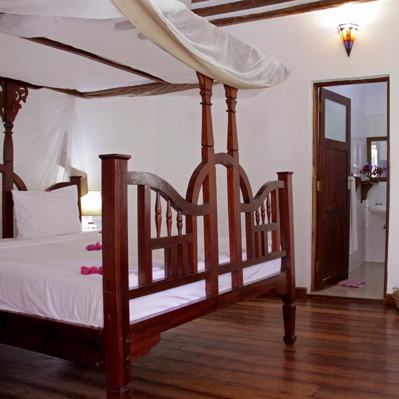 Panga Chumvi Beach Resort Matemwe  Eksteriør billede